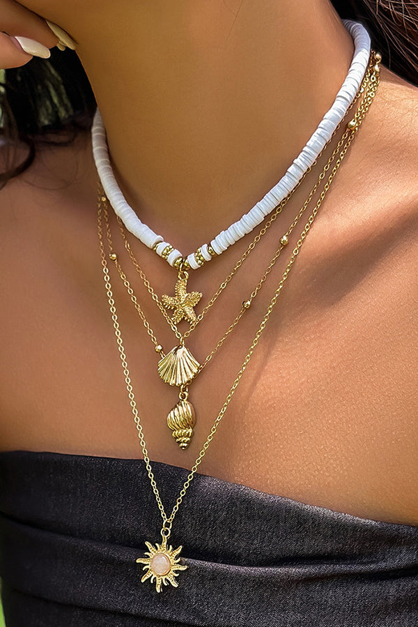 Collier multicouche avec perles et coquillages