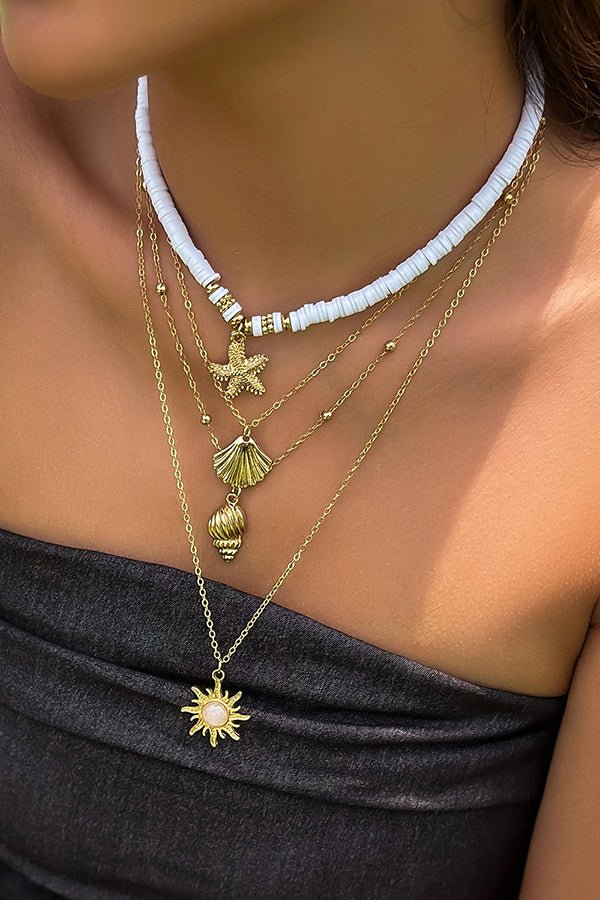 Collier multicouche avec perles et coquillages