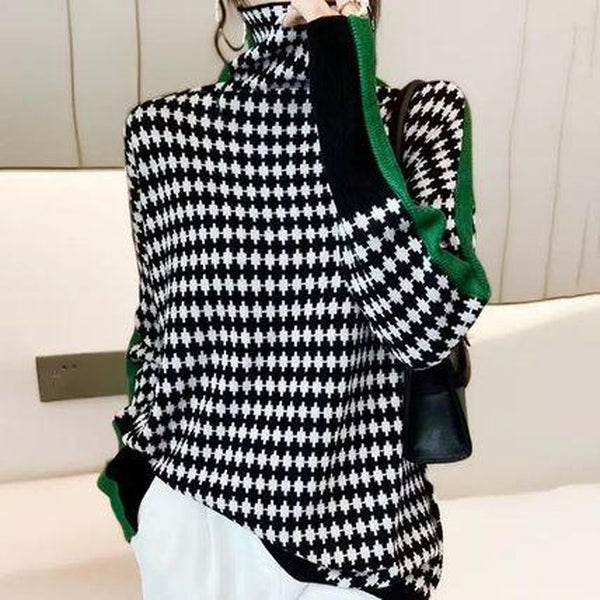 Pull Vert Rayé avec Motif à Carreaux Noir et Blanc