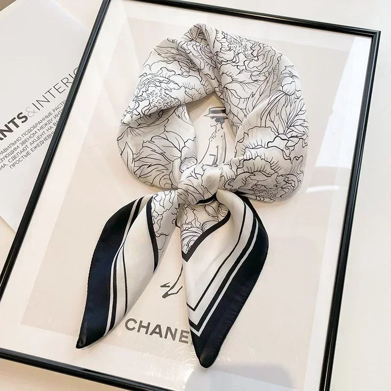 Élégance Carrée - Foulard en Soie de Luxe pour Femmes