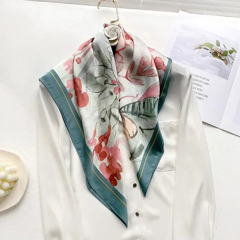 Élégance Carrée - Foulard en Soie de Luxe pour Femmes